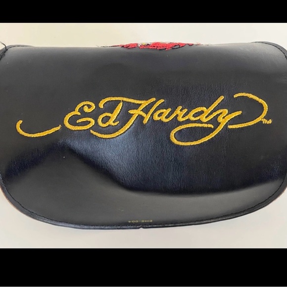 Ed Hardy Black and Red Sunglasses with Floral Case - Picture 15 of 16